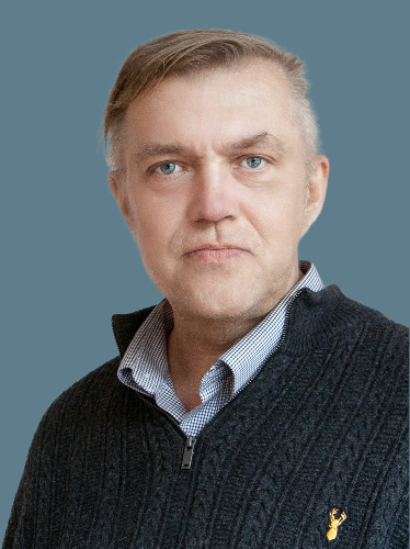 Семенов Владимир Юрьевич.